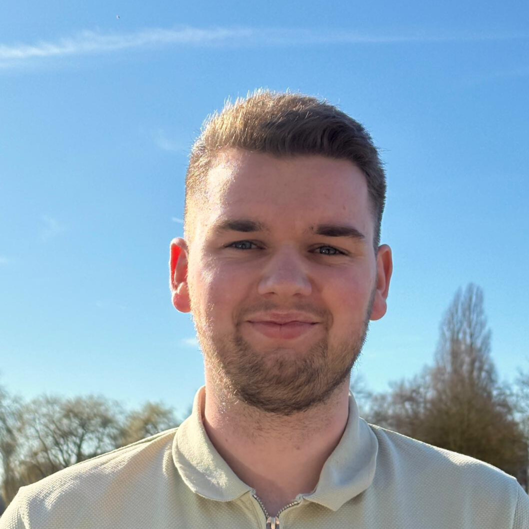 Leon Bröker  500x500